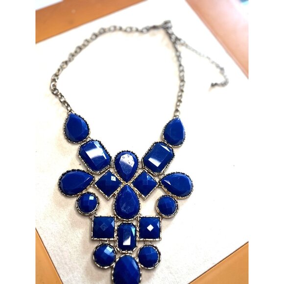 Cobalt Blue Statement Gold-Tone Chain Necklace With Bold Blue Gemstone Accents F - Picture 2 of 7